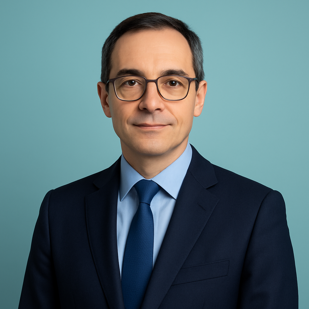 Giovanni Russo, Coordinatore relazioni clienti senior